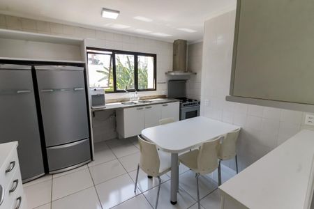 Apartamento para alugar com 154m², 4 quartos e 2 vagasCozinha - Armários