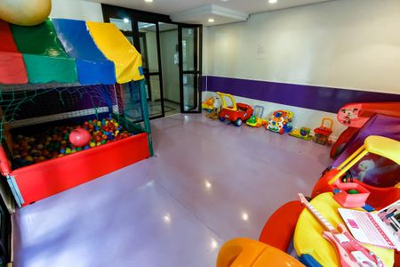 Apartamento para alugar com 154m², 4 quartos e 2 vagasÁrea comum