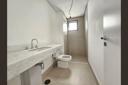 Apartamento à venda com 131m², 3 quartos e 2 vagasBanheiro da Suíte 2
