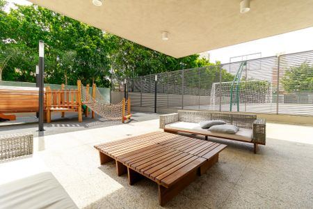 Apartamento à venda com 131m², 3 quartos e 2 vagasÁrea comum - Playground