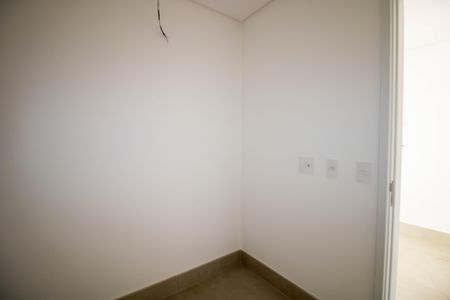 Apartamento à venda com 131m², 3 quartos e 2 vagasSuíte 1