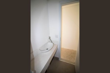 Lavabo de apartamento à venda com 3 quartos, 131m² em Brooklin, São Paulo