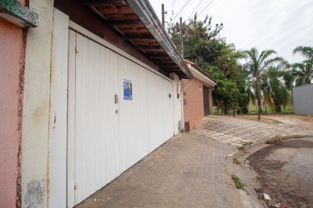 Casa para alugar com 134m², 2 quartos e 2 vagas Casa para alugar com 134m², 2 quartos e 2 vagasFachada