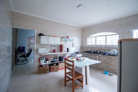 Casa para alugar com 134m², 2 quartos e 2 vagas Casa para alugar com 134m², 2 quartos e 2 vagasCozinha