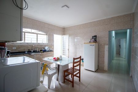 Casa para alugar com 134m², 2 quartos e 2 vagas Casa para alugar com 134m², 2 quartos e 2 vagasCozinha