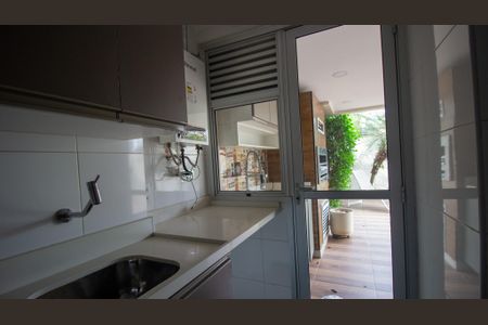 Apartamento à venda com 236m², 3 quartos e 2 vagasCozinha e Área de Serviço