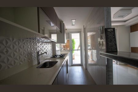 Apartamento à venda com 236m², 3 quartos e 2 vagasCozinha e Área de Serviço