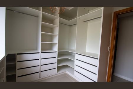 Apartamento à venda com 236m², 3 quartos e 2 vagasSuíte 3