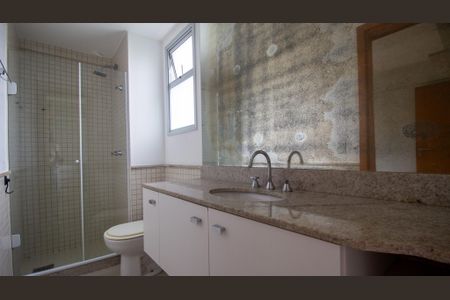 Apartamento à venda com 236m², 3 quartos e 2 vagasSuíte 2 e 3