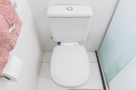 Casa de condomínio para alugar com 144m², 3 quartos e 3 vagasBanheiro da Suíte