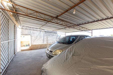 Casa para alugar com 67m², 2 quartos e 1 vaga Casa para alugar com 67m², 2 quartos e 1 vagaGaragem