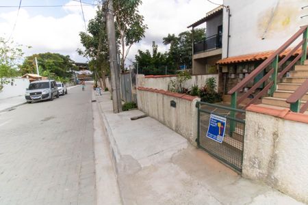 Studio para alugar com 35m², 1 quarto e sem vaga Studio para alugar com 35m², 1 quarto e sem vagaPlaquinha