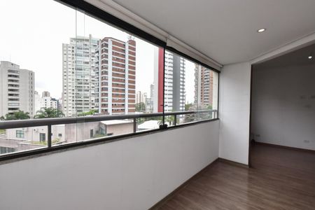 Apartamento para alugar com 110m², 3 quartos e 2 vagasVaranda