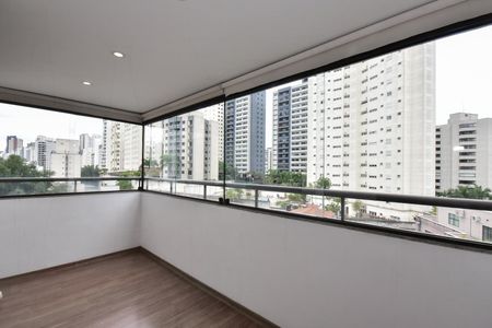 Apartamento para alugar com 110m², 3 quartos e 2 vagasVaranda