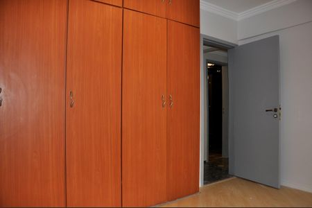 Apartamento à venda com 194m², 3 quartos e 2 vagas Apartamento à venda com 194m², 3 quartos e 2 vagasQuarto 1