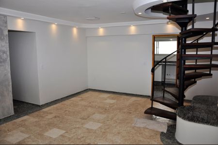 Apartamento à venda com 194m², 3 quartos e 2 vagas Apartamento à venda com 194m², 3 quartos e 2 vagasSala