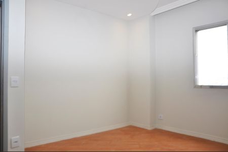 Apartamento à venda com 194m², 3 quartos e 2 vagas Apartamento à venda com 194m², 3 quartos e 2 vagasSuíte