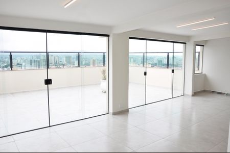 Apartamento à venda com 194m², 3 quartos e 2 vagas Apartamento à venda com 194m², 3 quartos e 2 vagasChurrasqueira