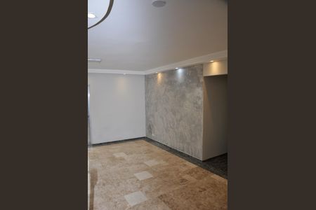 Apartamento à venda com 194m², 3 quartos e 2 vagas Apartamento à venda com 194m², 3 quartos e 2 vagasSala