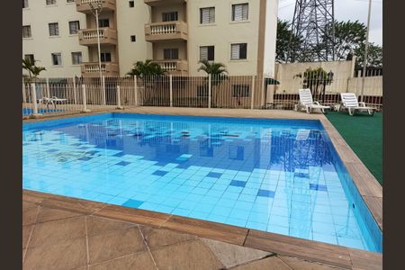 Apartamento à venda com 194m², 3 quartos e 2 vagas Apartamento à venda com 194m², 3 quartos e 2 vagasPiscina