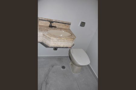 Apartamento à venda com 194m², 3 quartos e 2 vagas Apartamento à venda com 194m², 3 quartos e 2 vagasLavabo