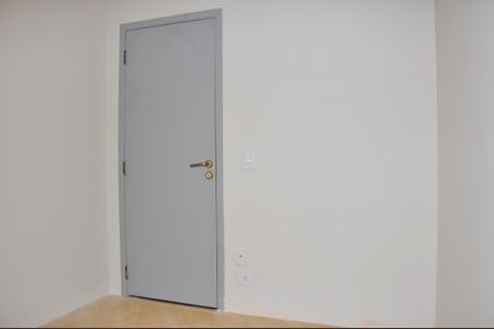 Apartamento à venda com 194m², 3 quartos e 2 vagas Apartamento à venda com 194m², 3 quartos e 2 vagasQuarto 2