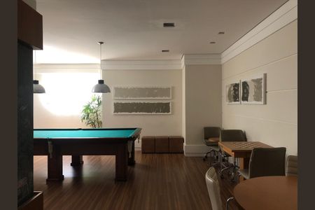 Apartamento à venda com 70m², 3 quartos e 1 vaga Apartamento à venda com 70m², 3 quartos e 1 vagaCondomínio