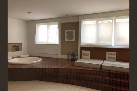 Apartamento à venda com 70m², 3 quartos e 1 vaga Apartamento à venda com 70m², 3 quartos e 1 vagaCondomínio