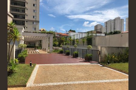 Apartamento à venda com 70m², 3 quartos e 1 vaga Apartamento à venda com 70m², 3 quartos e 1 vagaCondomínio