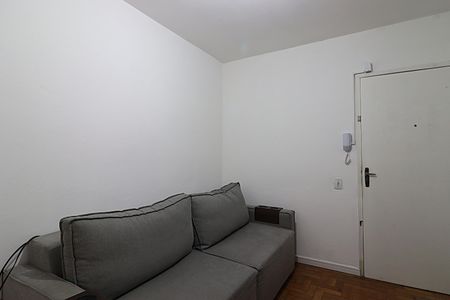 Sala de apartamento à venda com 1 quarto, 35m² em Petrópolis, Porto Alegre