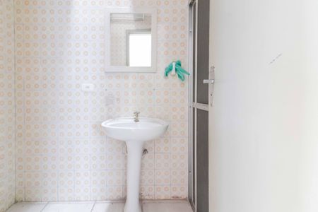 Casa à venda com 74m², 3 quartos e 2 vagasBanheiro