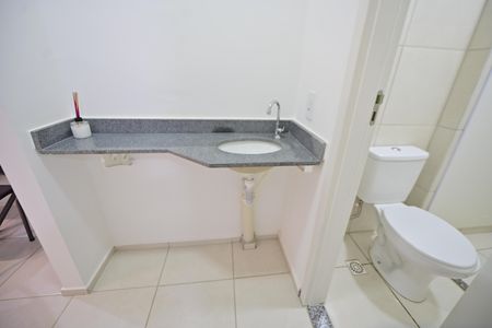 Apartamento para alugar com 47m², 2 quartos e 2 vagasBanheiro