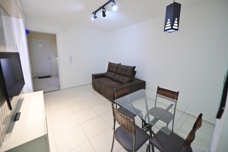 Apartamento para alugar com 47m², 2 quartos e 2 vagasSala
