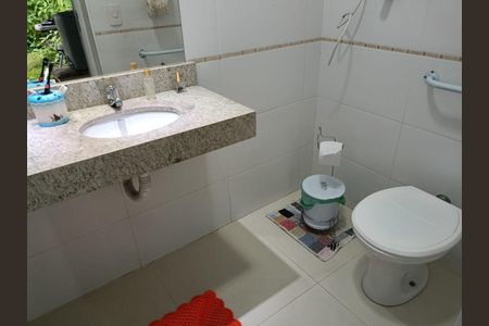 Casa à venda com 174m², 2 quartos e 3 vagas Casa à venda com 174m², 2 quartos e 3 vagasLAVABO