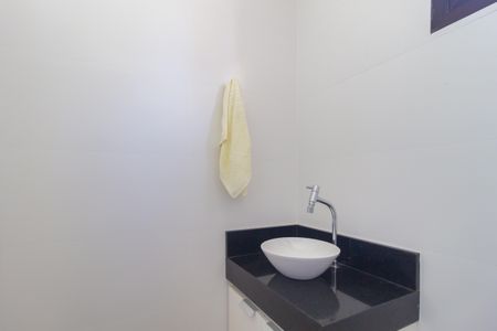 Apartamento à venda com 142m², 3 quartos e 2 vagas Apartamento à venda com 142m², 3 quartos e 2 vagasBanheiro de Serviço