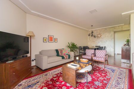 Apartamento à venda com 142m², 3 quartos e 2 vagas Apartamento à venda com 142m², 3 quartos e 2 vagasSala de Estar