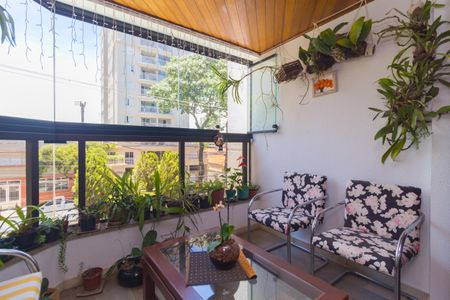 Apartamento à venda com 142m², 3 quartos e 2 vagas Apartamento à venda com 142m², 3 quartos e 2 vagasVaranda