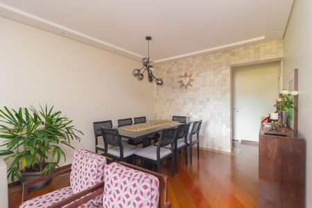 Apartamento à venda com 142m², 3 quartos e 2 vagas Apartamento à venda com 142m², 3 quartos e 2 vagasSala de Jantar