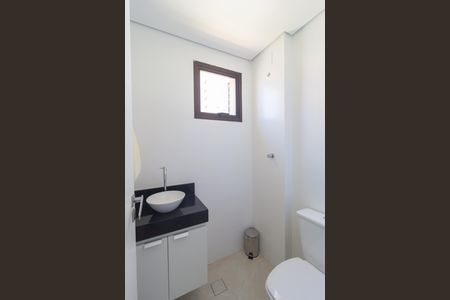 Apartamento à venda com 142m², 3 quartos e 2 vagas Apartamento à venda com 142m², 3 quartos e 2 vagasBanheiro de Serviço