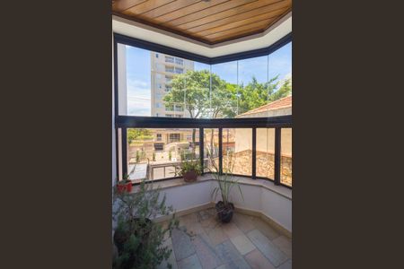 Apartamento à venda com 142m², 3 quartos e 2 vagas Apartamento à venda com 142m², 3 quartos e 2 vagasVaranda - Suíte