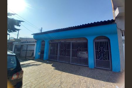 Casa à venda com 194m², 2 quartos e 3 vagasFrente