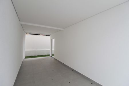 Casa de condomínio à venda com 140m², 3 quartos e 2 vagasGaragem