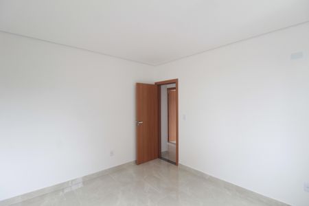 Casa de condomínio à venda com 140m², 3 quartos e 2 vagasQuarto 2