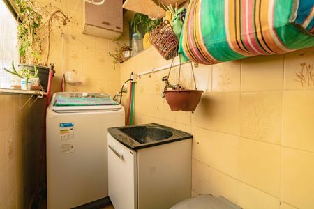 Apartamento à venda com 75m², 3 quartos e sem vagaÁrea de Serviço