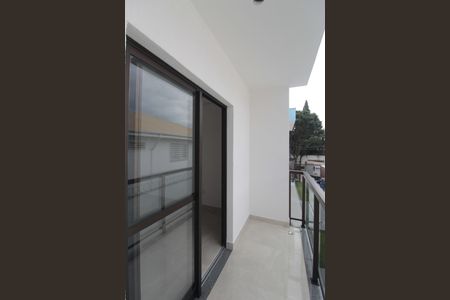 Casa de condomínio à venda com 140m², 3 quartos e 2 vagasVaranda da Suite