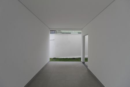 Casa de condomínio à venda com 140m², 3 quartos e 2 vagasGaragem