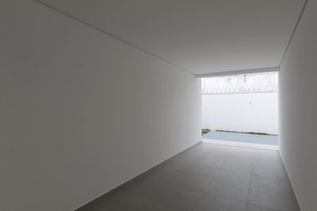 Casa de condomínio à venda com 140m², 3 quartos e 2 vagasGaragem