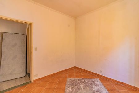 Casa à venda com 300m², 3 quartos e 4 vagas Casa à venda com 300m², 3 quartos e 4 vagasQuarto 2