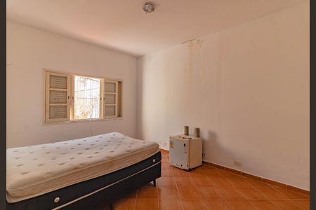 Casa à venda com 300m², 3 quartos e 4 vagas Casa à venda com 300m², 3 quartos e 4 vagasSuíte