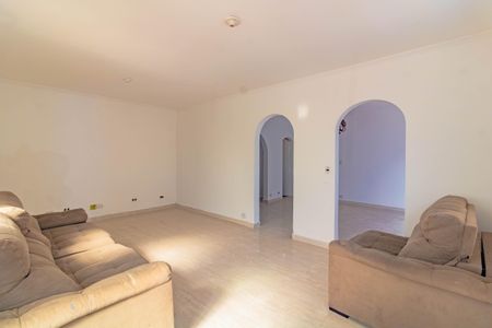 Casa à venda com 300m², 3 quartos e 4 vagas Casa à venda com 300m², 3 quartos e 4 vagasSala